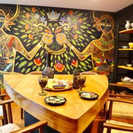Luxurious Mid Century Modern folk art home，墨西哥城的飯店