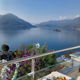 Sollevante Ascona mit Pool und fantastischer Seesicht