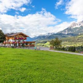 Berggasthof Hinterreit, hotel a Maria Alm am Steinernen Meer