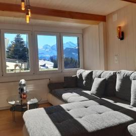 Apartment Chalet Im sunnigen Usblick, hotell i Wengen