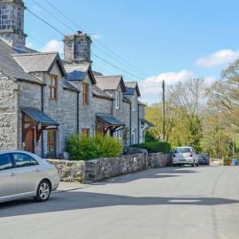 Bellringers Cottage, Llandegla, hotel in Llandegla