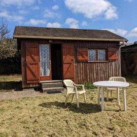 Au petit chalet d'Illiers Combray - Salle d'eau uniquement – hotel w mieście Illiers