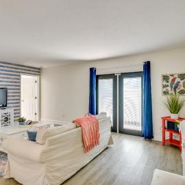 New Smyrna Beach Vacation Rental < 1/2 Mi to Beach