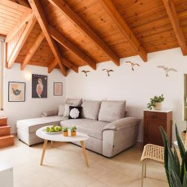 Marilena Mare Seaside & Jacuzzi House 50meters from sea