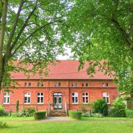Ferienwohnung "Unter den Linden" in Buchholz an der Müritz mit Naturgarten