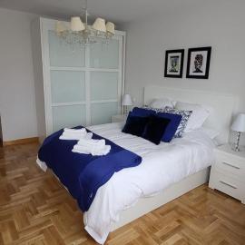 Alojamiento Céntrico La Buganvilla, hotel in Aranda de Duero