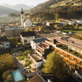 Mari Pop Hotel, hotelli kohteessa Ried im Zillertal