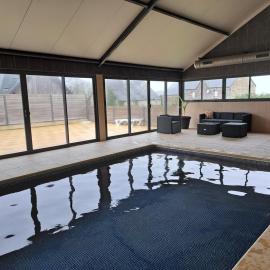 La Chaumière avec piscine privée, à 5 minutes du Mont St-Michel
