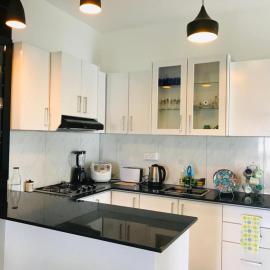 Homelike Apartment at Mount Clifford, hotel in Homagama