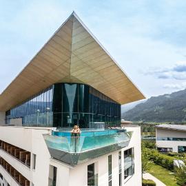 Tauern Spa Hotel & Therme, hotelli kohteessa Kaprun
