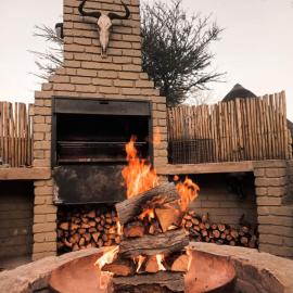Milkwood Valley Lodge, Mabalingwe, hotel em Bela-Bela
