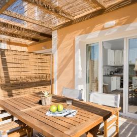 Reiki Apartments Erikousa، فندق في Ereikoússa