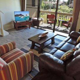 Charming home by the pool near the beach, hotel v destinaci Kahuku