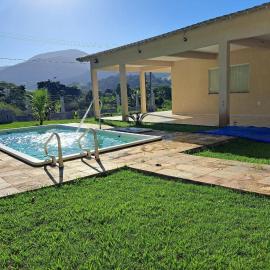 Casa de campo Ar piscina Churrasqueira Saquarema, hotelli kohteessa Jaconé