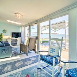 Refreshing Colonial Beach Vacation Rental!, hotel en Colonial Beach
