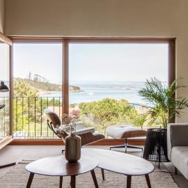 INSUA BEACH HOUSE, Hotel in Pontevedra