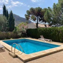 Casa Surya - unique country house near Granada, hotel a Nigüelas