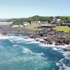 Kob Inn Beach Resort, hotel u gradu Qora Mouth