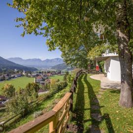 Blick auf's Schloss: Itter şehrinde bir otel