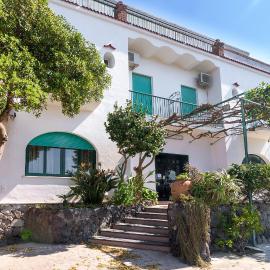 Hotel Riviera, khách sạn ở Procida