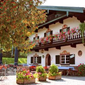 Pension Brucker, hotel in Aschau im Chiemgau