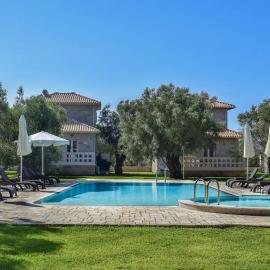 Villa *ELIA*/5' from town & sea/ Mountain view