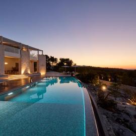 Montegrottone Nature Retreat, hotel di Polignano a Mare
