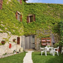 Il borgo di Cornillo, hotel in Meggiano