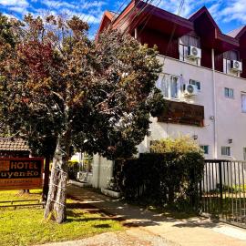 Hotel Küyen-Ko Pucón, hotel sa Pucón