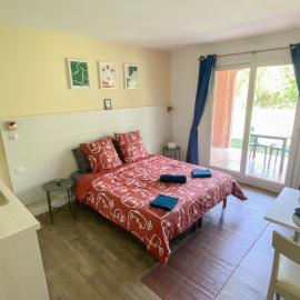 Joli studio Camargue Lou Rouge Arles