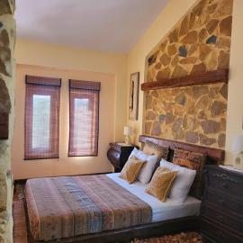 Ancient Greek Villa, hotel in Schinias