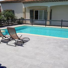 Charmante maison climatisée Vedene - Avignon avec piscine, hotell i Vedène