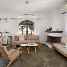 Sun Kiss Cottage, Vourvourou #FeelsLikeHome