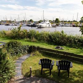 Havenzicht – hotel w mieście Oostmahorn