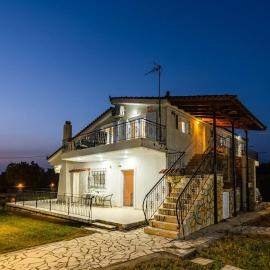 Ariadne's Retreat, hotel v mestu Oikhalía