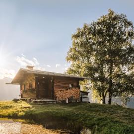 Weiherhütte Ried, hotel v mestu Ried im Oberinntal
