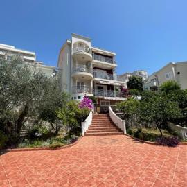 Apartmani IVA Bečići, hotel in Bečići