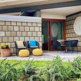 Seafront Apartments D'Olivo al Mare, hotel in Lignano Sabbiadoro