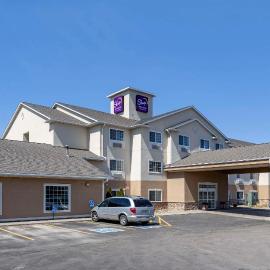 Sleep Inn & Suites Pleasant Hill - Des Moines, מלון בPleasant Hill