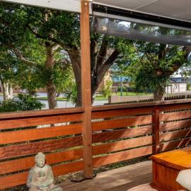 Pet Friendly Cottage With Waterviews