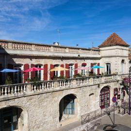 Hotel Des Artistes, khách sạn ở Tarascon