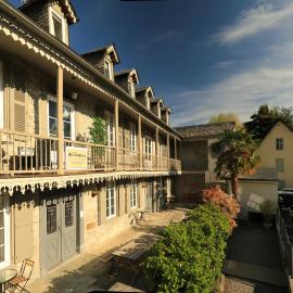 Maison Candela, hotel in Argelès-Gazost