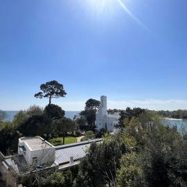 Bénodet, superbe duplex 3 étoiles, près de la plage, balcon et ascenseur - FR-1-481-61, hotel in Bénodet