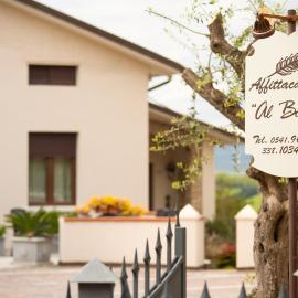 Al Borgo Rooms, hotel di Gradara