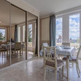 Apartment Marie Antoinette-1 by Interhome