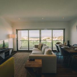 Best Houses 74 - SurfSide Lodge, hotel en Peniche