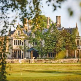 Foxhills Club & Resort, hotell sihtkohas Chertsey