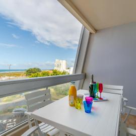 Apartment Vue Mer -Apt 2 pièces-alcove-5 pers- by Interhome, hotel a Les Bains