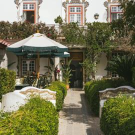 Pergola Boutique Hotel, hotel din Cascais