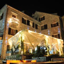 Hotel Villa Duomo, hotel Kotorban